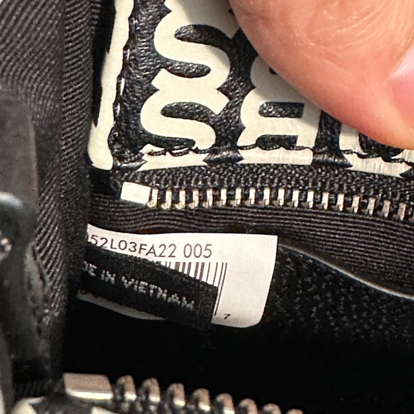 Marc Jacobs The Monogram Leather Crossbody Tote Bag Black/White One Size - Picture 8 of 10